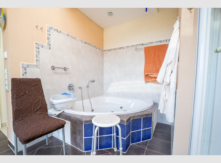 Maison à vendre 9 Pièces à Echternacherbrück (DE) - Réf. 7165374