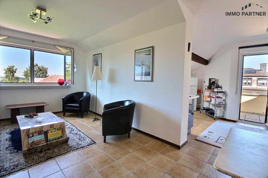 Villa zu verkaufen 6 Schlafzimmer in Nospelt