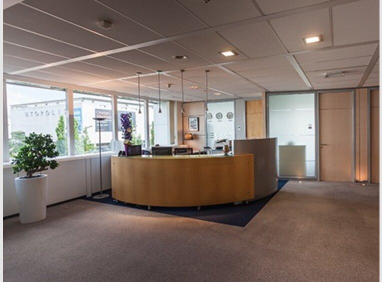 Bureau à louer à Luxembourg (Allern,-in-den) (LU) - Réf. 6523358