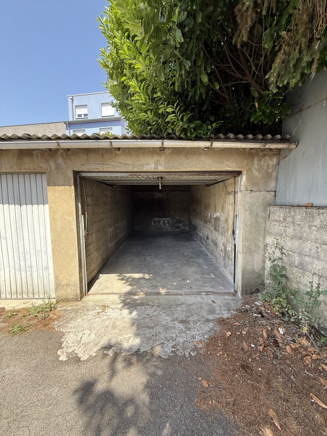 Garage fermé