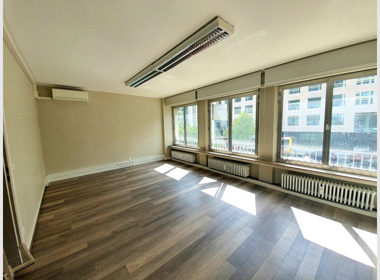 Bureau à louer à Luxembourg (LU) - Réf. 7171310