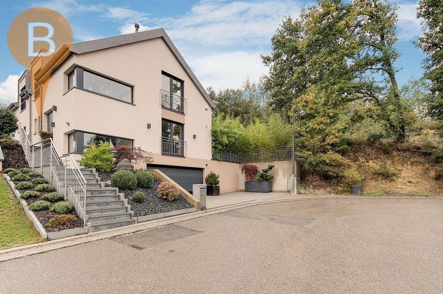 Detached house in Hobscheid