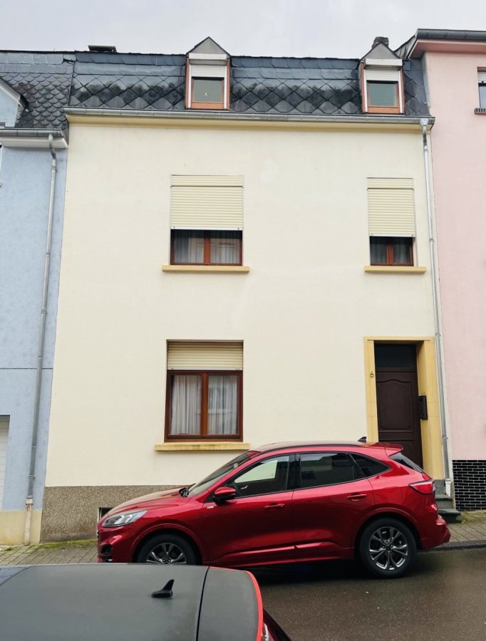 Maison mitoyenne à vendre Dudelange