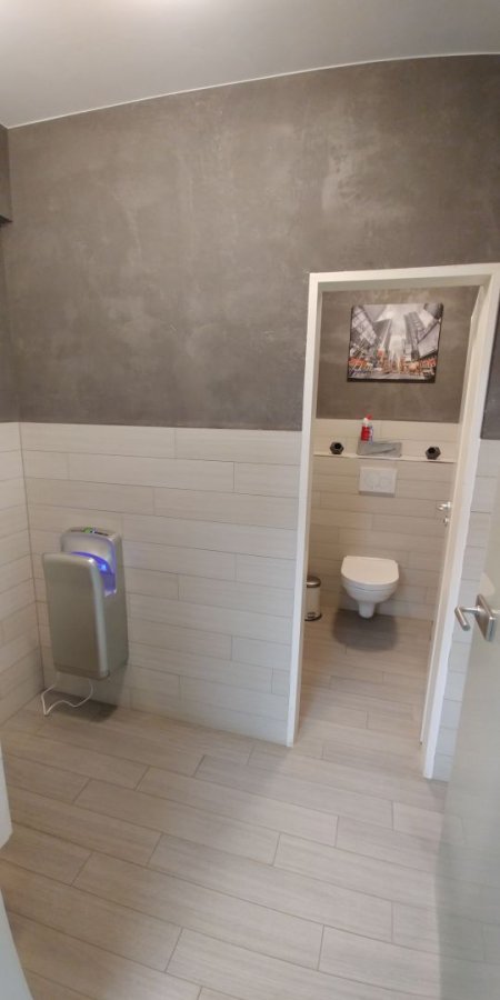 Büro zu vermieten in Kehlen