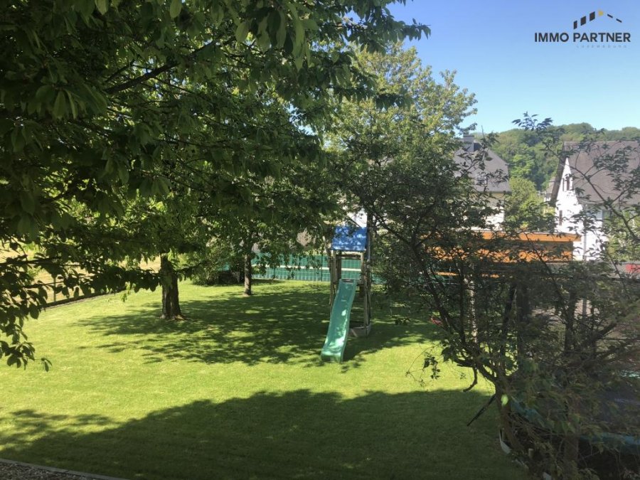 Villa zu verkaufen 6 Schlafzimmer in Erpeldange