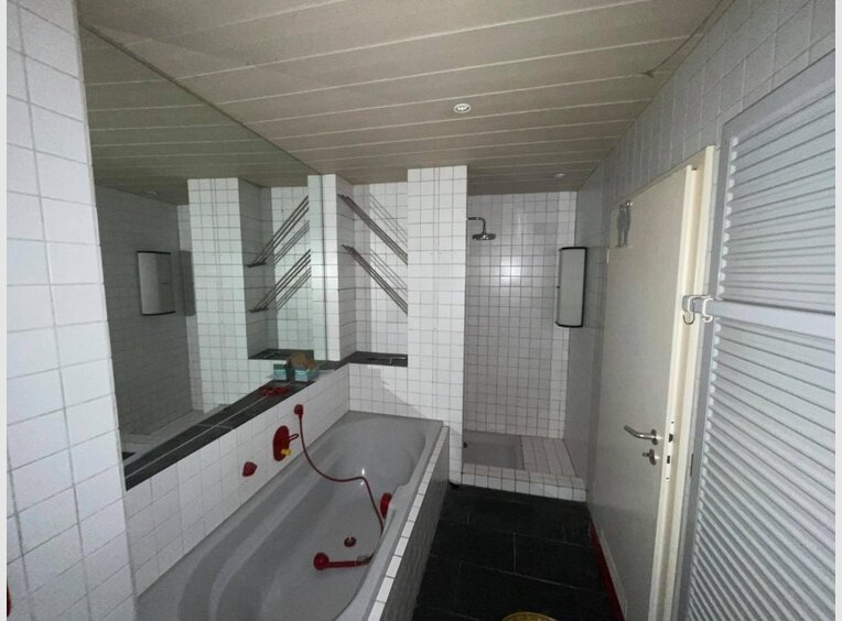 Farmhouse for sale 12 rooms in Wadern (DE) - Ref. 7118655