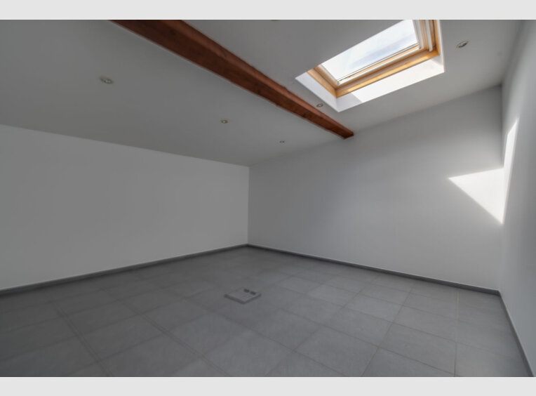 Bureau à louer à Bettembourg (LU) - Réf. 7137871