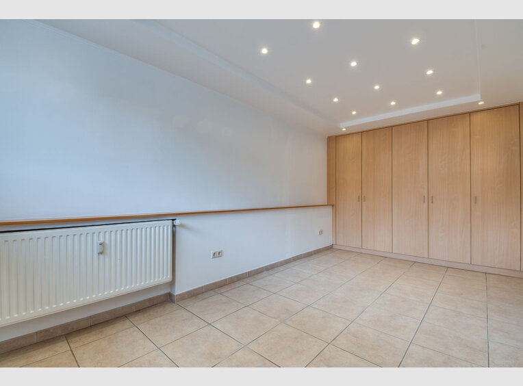 Bureau à louer à Bettembourg (LU) - Réf. 7137871