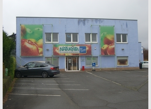 Commerce à louer à Foetz
