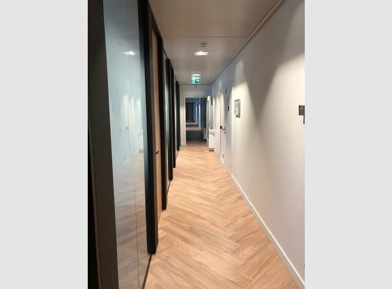 Bureau à louer à Luxembourg (LU) - Réf. 6860911