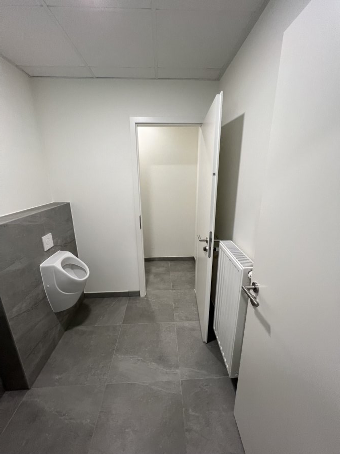 Entrepôt à louer à Dippach