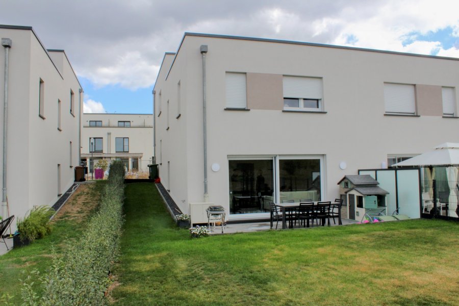 Semi-detached house à Esch-sur-Alzette — vue principale