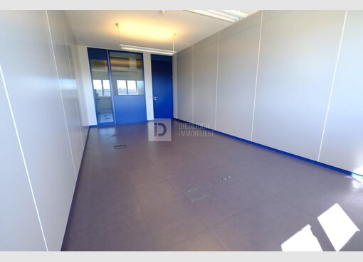 Bureau à louer à Windhof (LU) - Réf. 6872223