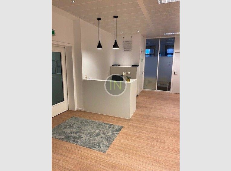 Bureau à louer à Senningerberg (LU) - Réf. 6941103