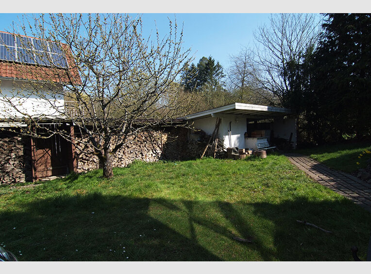 Haus zum Kauf 8 Zimmer in Saarbrücken (DE) - Ref. 6726079