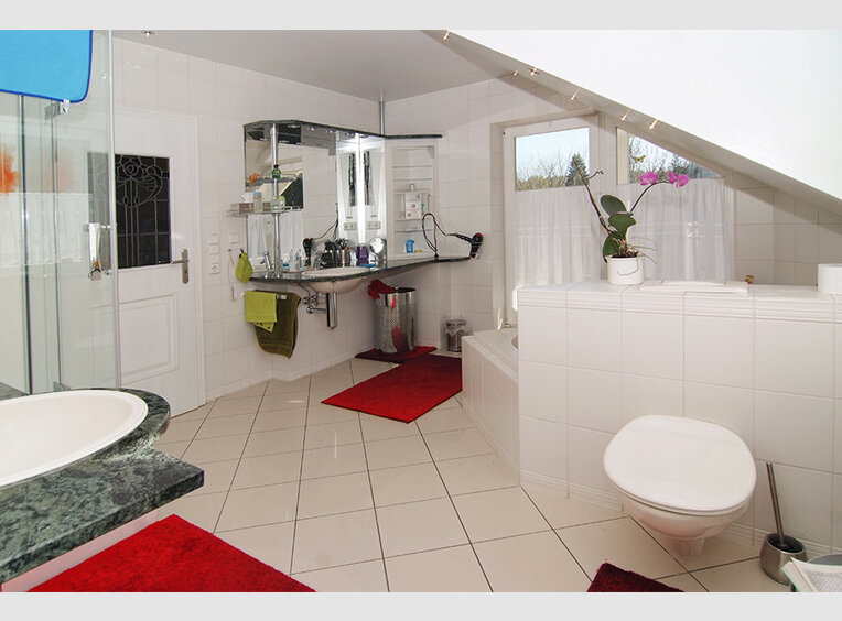 Haus zum Kauf 8 Zimmer in Saarbrücken (DE) - Ref. 6726079