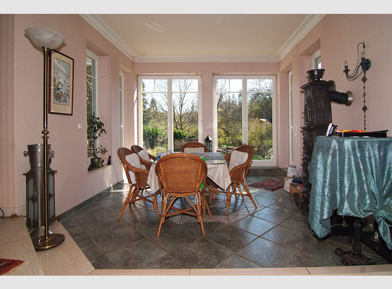 Haus zum Kauf 8 Zimmer in Saarbrücken (DE) - Ref. 6726079