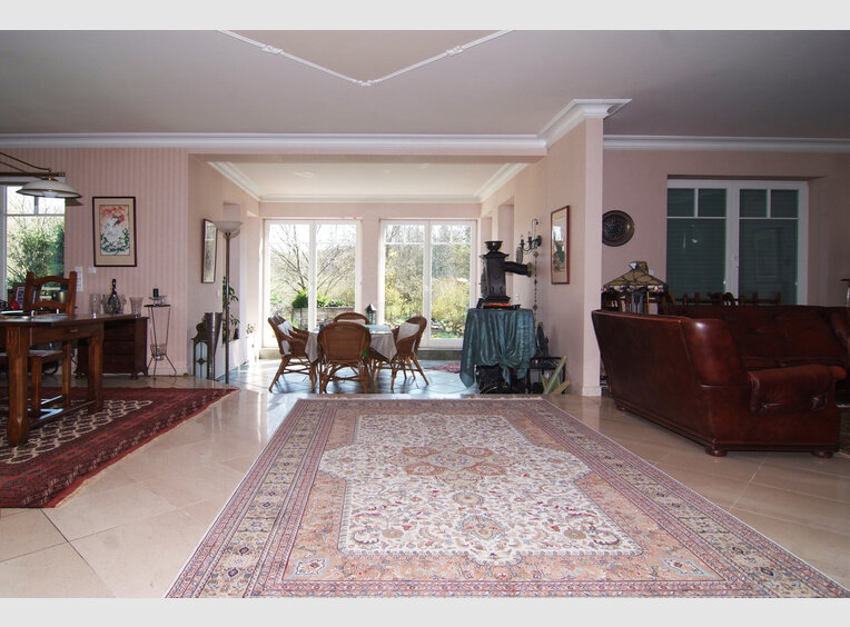 Haus zum Kauf 8 Zimmer in Saarbrücken (DE) - Ref. 6726079
