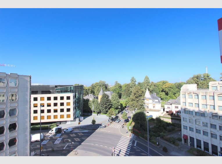 Bureau à louer à Luxembourg (LU) - Réf. 7133631
