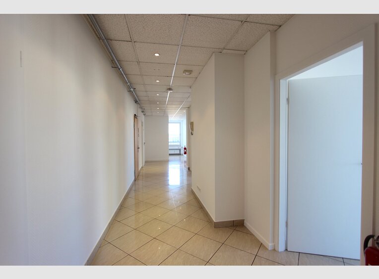 Bureau à louer à Luxembourg (LU) - Réf. 7133631