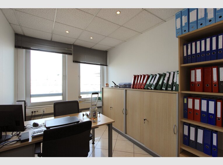 Bureau à louer à Luxembourg (LU) - Réf. 7133631