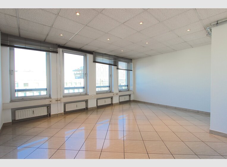Bureau à louer à Luxembourg (LU) - Réf. 7133631