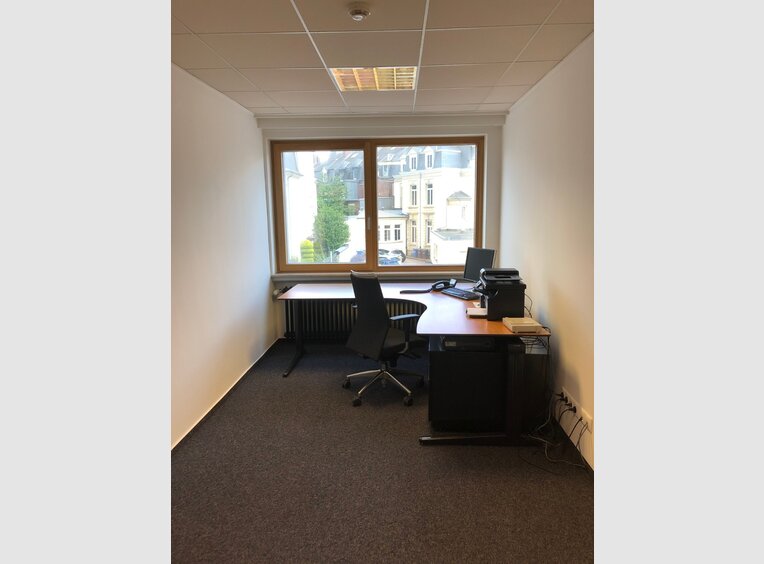 Bureau à louer à Luxembourg-Centre ville - Réf. 6715855