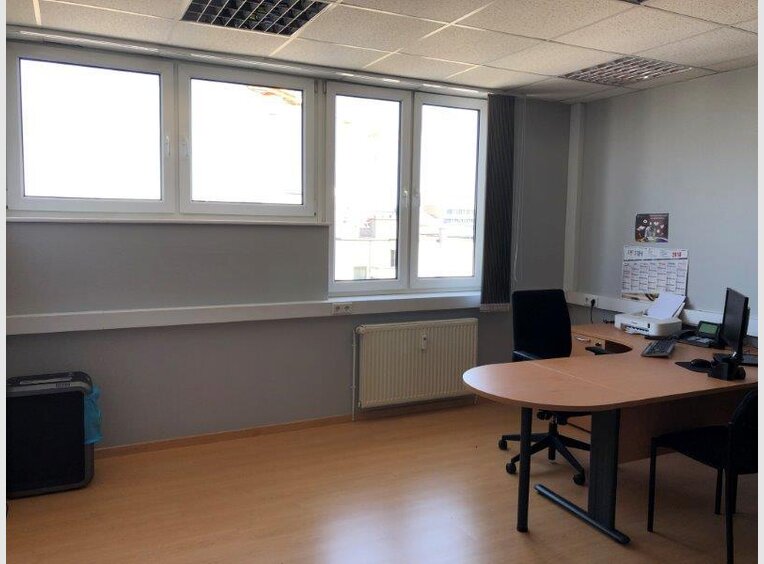 Bureau à louer à Luxembourg (LU) - Réf. 6432735