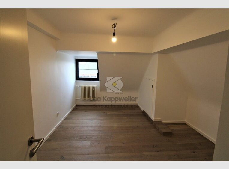 Semi-detached house for sale 5 bedrooms in Luxembourg (LU) - Ref. 7022559