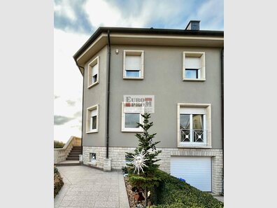 Doppelhaushälfte zum Kauf 4 Zimmer in Strassen - Ref. 7421151