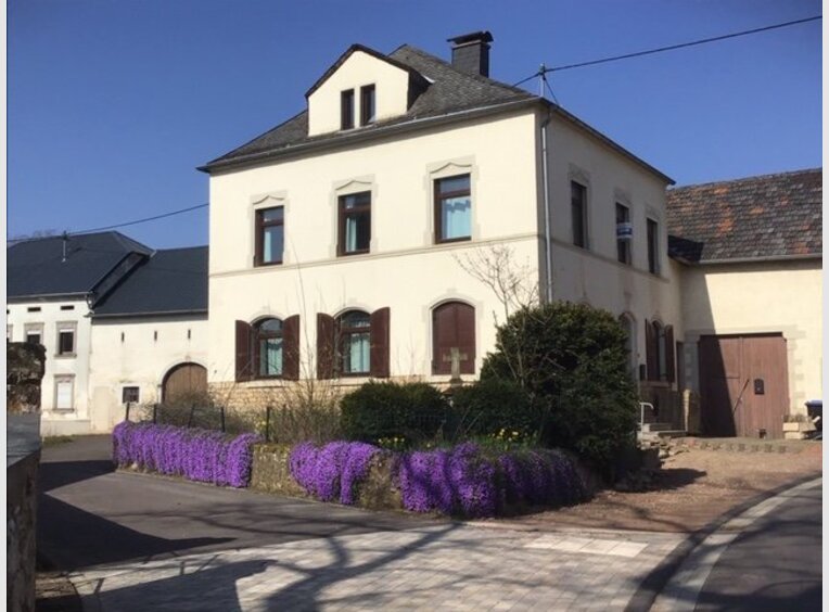 Haus zur Miete 6 Zimmer in Wincheringen (DE) - Ref. 6718447