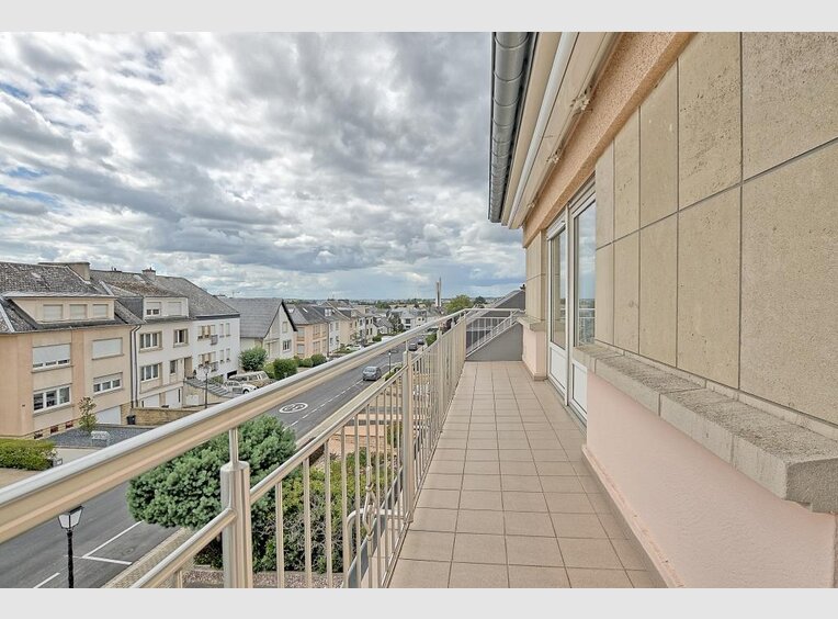 Appartement à vendre 3 Chambres à Howald (LU) - Réf. 6882047