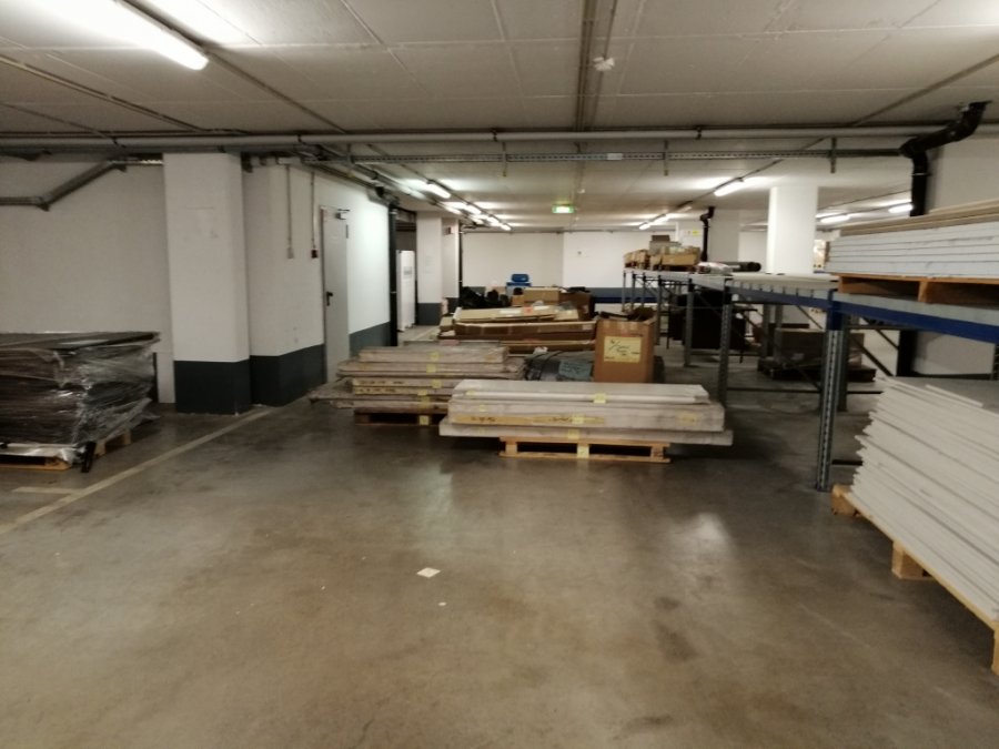 Büro zu vermieten in Bertrange