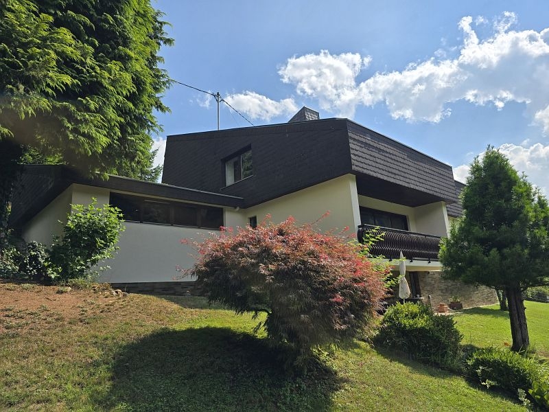 Haus zu verkaufen in Baustert