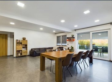MANSO IMMO vous propose en exclusivité une spacieuse maison bi-familiale d'une superficie totale 420 m2 avec un logement intégré sur une parcelle de 7,48a offrant des espaces volumineux et ensoleillés.

Sur quatre différents niveaux cette maison est parfaite pour une famille nombreuse dû à son agencement spécifique tout offrant la privacité à chaque membre. La maison est composée elle d'un studio intégré et offre la possibilité d'agencement d'un appartement deux chambres avec double terrasse à l'étage supérieur. Un appartement 80m2 existant avec deux chambres et entrée séparé est actuellement en location.

Cette magnifique maison se compose comme suit :

- Au sous-sol vous y trouverez 2 garages, local technique / buanderie, local de stockage, sortie jardin et terrasse avec wc séparé et un espace aménagé en studio indépendant. On y ajoute deux emplacements de parking privatifs extérieurs.


-Le rez-de-chaussée est accessible par des escaliers desservant également l'appartement indépendant. On y accède à un vaste et large couloir d'entrée, trois chambres à coucher, une salle de douche, un coin bureau et un vaste espace de rangement. La pièce principale à ce niveau est sans aucun doute l'espace de vie avec plus de 65m2, offrant une immense cuisine ouverte toute équipée donnant sur le salon-salle à manger donnant sur une terrasse de +- 30 m2 et au jardin. Cette pièce à vivre sans vis-vis et avec vue arboré.

- Au premier étage on accède à un appartement indépendant (actuellement loué) avec 2 chambres, coin salon, salle de douche et cuisine. 
Au même niveau faisant partie de la maison, on vous propose 3 chambres à coucher et une salle de douche avec WC.

- Au deuxième étage et aussi niveau le plus élevé de cette maison, plusieurs façons d'aménagements vous sont offertes. Un appartement avec deux chambres, salle de bains et deux terrasses, 4 chambres à coucher supplémentaires avec terrasses, suite parentale / salle de loisirs / fitness / cinéma. Des travaux sont à prévoir à cet étage.

Maison à visiter sans tarder, mais surtout sans travaux à prévoir et parfaite à chaque famille. Cette maison atypique n'a pas de vis-à-vis et offre une belle qualité de vie proche de toutes commodités.

Toutes les indications sont basées exclusivement sur les informations mises à notre disposition par nos clients. Nous n'assumons aucune garantie quant à l'exactitude et l'actualité de ces indications.

Les prix affichés s'entendent frais d'agence inclus de 3% + 17%TVA. Les honoraires d'agence sont à charge des vendeurs.

Pour plus d'informations, photos ou convenir d'un rendez-vous, vous pouvez nous contacter au :
352 24 51 33 79 info@mansoimmo.lu
