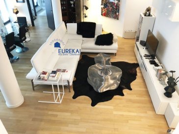 +++RARE AMAZING LOCATION!!! LOCALISATION INCROYABLE!+++EUREKA REAL ESTATE vous présente à la location ce somptueux duplex, très lumineux, au 4e étage avec ascenseur d'une nouvelle résidence de 2017 idéalement située en plein coeur du centre-ville dans la zone piétonne, d'une surface de 150m2 qui se compose comme suit:
-hall d'entrée avec placards encastrés
-wc wisiteur
-un vaste living de 40m2 très lumineux avec parquet au sol ouvert sur une loggia de 20m2 sur toute la longueur de l
