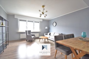 ***APPARTEMENT COMPLETEMENT MEUBLE***

Avantage: Charges faibles

Situé dans la dynamique commune de Roeser, dans un environnement verdoyant et proche de Luxembourg-ville, cet appartement moderne et épuré par son intérieur au design minimaliste datant des années 70's, entièrement RENOVE et REFAIT A NEUF en 2021 occupe le 1er étage d'une petite copropriété soignée de 4 unités.

D'une surface habitable de ± 104 m² pour une surface totale de ± 118 m², il se compose comme suit :

Au 1er étage, 

Un séjour de ± 27 m² incluant un coin salle à manger.
Salon meublé avec GRANDE TV +1 CANAPE+1 FAUTEUIL+TABLE BASSE et RANGEMENT

Salle à manger avec GRANDE TABLE et CHAISES. 

Spacieux hall d'entrée ±17 m² avec vestiaire et possibilité de rangement chaussure.


Celui-ci dessert deux lumineuses chambres de ± 18 et 17 m².

La  première chambre est avec un GRAND LIT (oreillers et draps) et une GRANDE ARMOIRE, ainsi que 2 tables de chevet.

La deuxième chambre est aussi avec un GRAND LIT (oreillers et draps) aisi que 2 tables de chevet.

Une spacieuse CUISINE AMENAGEE et EQUIPEE± 12 m² avec :
- Plaque de cuisson
- Frigo,
- Four,
- Machine à laver
- Beaucoup de rangement 


-1 TABLE avec CHAISES 
-Etagères de rangement

Une salle de bain ± 9 m² avec lavabo, baignoire, douche, wc suspendu + raccords eau pour lave-linge.

Un petit débarras ainsi qu'un emplacement parking extérieur pour un extra de 50€ mensuel, complètent cette offre et possibilité de se garer en emplacement libre.

La personne peut déposer directement ses valises et profiter du comfort.


Détails complémentaires :
- Charges comprises entre 180-200€ actuellement pour un ménage de 4 personnes. Charges faibles.
- Un partking devant la résidence peut être loué pour 50€ mensuel;
- Situation recherchée, environnement calme et verdoyant ; à proximité de LUXEMBOURG VILLE (8 km) et du QUARTIER CLOCHE D OR(± 6km) 
- Emplacement parking libre-service supplémentaire en face de la résidence 
- Appartement et copro., en bon état et aux finitions propres (rénové) ;
- Châssis pvc-aluminium, double vitrage ; volets manuels ;
- Parquet laminé dans tout l'appartement hormis les chambres (carrelage) ;
- Chauffage au gaz, par radiateurs ;
- Proche de toutes commodités : commerces, restaurants, axes autoroutiers, transports en commun (arrêt de bus à 60 m; gare de Bettembourg à 2 km) ;
- Belles promenades dans les alentours (grand parc communal, forêts,)


Personne de contact:

Pierre-Yves Béchet
+352 621 654 086
pierre-yves@vanmaurits.lu