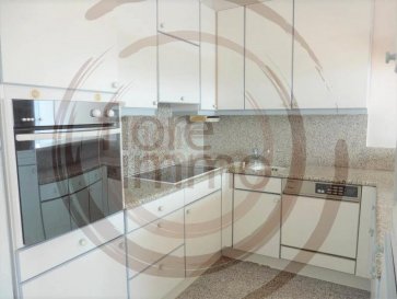 Nous avons le plaisir de vous proposer à la location un charmant appartement sis au 12ème étage (sur 13) d'une résidence à Dommeldange. Cet appartement vous offrira une vue incroyable sur la forêt et sur le quartier alentour de la ville de Luxembourg.

Les plus grands atouts de ce logement sont les services disponibles dans la résidence (piscine, salle de sport, coiffeur, épicerie et bar).

L'appartement se compose comme suit:
- Hall d'entrée avec grands placards;
- Double living avec de grandes baies vitrées donnant sur la spacieuse terrasse;
- Cuisine avec un coin salle à manger;
- 3 chambres avec placards;
- 1 salle de bain (avec machine à laver et sèche-linge) avec toilette;
- 1 salle de douche avec toilette;
- 1 parking extérieur;
- 1 garage fermé.

Frais d'agence à la charge du locataire: 1 mois de loyer + 17% TVA. 

Pour plus de renseignement veuillez contacter l'agence.<br />We are pleased to offer you for rent a charming apartment, on the 12th floor (on a total of 13th floors) of a residence located in Dommeldange. This flat will offer you a breathtaking view on the forest as well as on the surrounding district of the city of Luxembourg.

The major assets of this apartment are the services available inside the residence (swimming pool, gym, hairdresser, grocery store and bar).

It consists as follows:
- Entrance hall with cupboards;
- Double living with large bay windows giving access to the spacious terrasse;
- Kitchen with a dining room area;
- 3 bedrooms with storage closets;
- 1 bathroom (with washing machine and dryer) with toilet;
- 1 showeroom with toilet;
- 1 outdoor parking
- 1 closed garage.

Agency fees at the expense of the tenant: 1 month rent + 17% VAT. 

For more information please contact the agency.