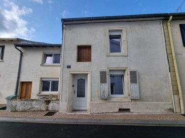 Maison à vendre Cattenom. Maison à rénover située 8 rue du Général Leclerc à SENTZICH - CATTENOM.
D'une surface de plus de 160 m², sur 3 niveaux en dalles bétons, cette maison est complétée par une cour couverte de 32 m², un jardin de plus d'un are et un garage situé ruelle des violettes.
Pas de DPE (pas de système de chauffage)
N'hésitez pas à nous contacter pour plus de renseignements.
IMMO DM: 03.82.57.31.87

Honoraires inclus de  5% TTC  à la charge de l'acquéreur. Prix hors honoraires 160 000 €. Non soumis au DPE. Les informations sur les risques auxquels ce bien est exposé sont disponibles sur le site Géorisques : georisques.gouv.fr.