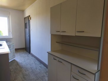 Centre Ville l'HOPITAL

Appartement centre ville situé au 1ier étage, d'une surface de 28 m², comprenant 1 cuisine équipée, 1 pièce de vie, 1 salle de bains, chauffage au gaz individuel, avance sur charges de 15/mois, 1 jardin commun.

Le loyer est de 3365 € mensuel charges comprises.