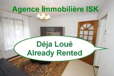 Appartement meublé living avec  cuisine, chambre à coucher avec salle de douche
DANS LES CHARGES COMPRISES : eau chaude et froide, chauffage, électricité, nettoyage des parties communes, poubelles .
 Il y a un lave linge et un sèche linge dans la buanderie.
Arrêt de bus lignes 9 et 21 en face

Ref agence :916810