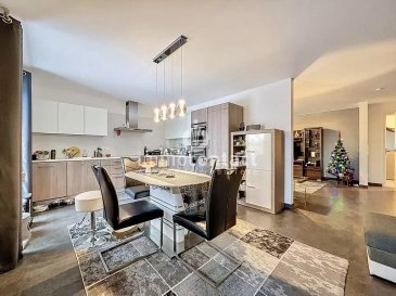 L'agence immobilière Immo-Contact vous propose cet exceptionnel appartement de +/−123m² de surface habitable situé dans une résidence très calme, avec un grand espace de vie, 2 chambres à coucher et une terrasse orientée ouest.

Idéalement située à Oberkorn, la résidence est à 5 minutes à pied de l’école primaire, des crèches, ainsi que des arrêts de bus.

Situé au 1er étage, l'appartement se compose comme suit :

- Hall d'entrée
- Salon / salle à manger donnant accès à la terrasse
- Cuisine équipée ouverte
- Chambre à coucher avec accès sur la terrasse
- Chambre à coucher avec salle de bain, comprenant douche, WC, double vasque et fenêtre
- Salle de bain avec douche, WC et fenêtre
- Débarras

Une cave, une buanderie commune et un parking intérieur viennent compléter ce bien.

A savoir :
- Aucuns travaux à prévoir
- Disponibilité juillet 2026

Pour plus de renseignements, contactez-moi au +352 26 311 992 ou sur info@immocontact.lu.

Estimation gratuite de votre bien sous 48h : +352 26 311 992 ou info@immocontact.lu

 ---------- 
The Immo-Contact estate agency is offering this exceptional apartment with approximately 123m² of living space located in a very quiet residence, with a large living area, two bedrooms and a west-facing terrace.

Ideally located in Oberkorn, the residence is a five-minute walk from the primary school, nurseries and bus stops.

Located on the 1st floor, the flat is composed as follows:

- Entrance hall
- Living/dining room with access to the terrace
- Open-plan fitted kitchen
- Bedroom with access to the terrace
- Bedroom with bathroom, including shower, WC, double sink and window
- Bathroom with shower, WC and window
- Storage room

A cellar, a shared laundry room and indoor parking complete this property.

Please note:
- No work required
- Available July 2026

For more information, please contact me on +352 26 311 992 or at info@immocontact.lu.

Free valuation of your property within 48 hours: +352 26 311 992 or info@immocontact.lu