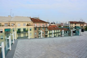 Magnifique penthouse en vente au 7e et 8e étages d\'une nouvelle construction à Porta Romana, à Milan.<br><br>L\'appartement est directement accessible par ascenseur, est organisé sur deux niveaux : au 7e une unité d\'habitation avec une terrasse de 150m2 et au 8e une terrasse panoramique de 150m2.<br><br>La propriété est en état de construction, se compose d\'une entrée, salon, salle à manger et cuisine, trois chambres à coucher, dont une ensuite avec dressing, et deux salles de bain additionnelles. <br><br>Une cave est aussi vendue avec le penthouse.<br><br>Les finitions pour les sols, les portes et les salles d\'eau seront choisies par l\'acquéreur suivant cahier de charge. <br><br>L\'appartement offre une classe énergétique A avec des prestations de chauffage et refroidissement au sol.  <br><br>- IT -<br><br>Stupendo attico in vendita al 7° piano di un palazzo di recente costruzione in zona Porta<br>Romana.<br><br>La proprietà, a cui si accede direttamente dall\'ascensore, si sviluppa su due piani: al 7° troviamo l\'appartamento con un terrazzo di circa 150mq e all\'8° piano un ulteriore terrazzo di 150mq.<br><br>Internamente l\'immobile, che è allo stato di rustico avanzato, è composto da un ingresso, la zona giorno con living, area pranzo e cucina, la zona notte con tre camere da letto, di cui la master con cabina armadio e bagno en suite, ed ulteriori due bagni. Completa la proprietà una cantina.<br><br>Le finiture quali pavimenti, porte e bagni saranno scelte dall\'acquirente in base al capitolato.<br><br>L\'appartamento è in Classe Energetica A con riscaldamento e raffreddamento a pavimento.<br>Nello stabile sono disponibili alcuni box.<br><br /><br />Wunderschönes Penthouse zum Verkauf im 7. und 8. Stock eines Neubaus in Porta Romana, Mailand.<br><br>Die Wohnung ist direkt mit dem Aufzug erreichbar, ist auf zwei Ebenen organisiert: im 7. Wohnblock mit einer Terrasse von 150m2 und auf der 8. Panoramaterrasse von 150m2.<br><br>Das Anwesen ist im Bauzustand, besteht aus einem Eingang, Wohnzimmer, Esszimmer und Küche, drei Schlafzimmer, eines davon mit Ankleideraum, und zwei zusätzliche Badezimmer. <br><br>Ein Keller wird auch mit dem Penthouse verkauft.<br><br>Die Oberflächen für Böden, Türen und Wasserhallen werden vom Käufer nach dem folgenden Lastenheft ausgewählt. <br><br>Die Wohnung bietet eine Energieklasse A mit Heizung und Bodenkühlung.  <br><br><br><br /><br />Beautiful penthouse for	sale	on	the	7th	and	8th	floors of	a new building	in	Porta Romana.<br>	<br>The	apartment,	which	can	be	accessed	directly	from	the	elevator, is	spread	over	two	floors	on	the	7th	we	find	the	flat	with a	terrace	of	about	150	sqm	and	on	the	8th	floor	a further	terrace	of	150	sqm.<br>	<br>Internally	the	property,	which	is	in	an	advanced	rustic	state, consists	 of	an	entrance,	the	living	room,	dining	area	and	kitchen, three	bedrooms,	of	which	the	master	with	walk-in	closet	and	en	suite bathroom,	and	two	further	bathrooms.	<br><br>The	property	includes a	cellar.	<br><br>The	finishes	such	as	floors,	doors	and	bathrooms	will	be	chosen	by<br>the	buyer	based	on	the	specifications.	<br>The	apartment is in Energy Class	A with underfloor heating and<br>cooling.	<br>
