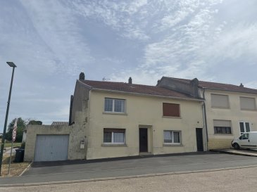 Maison à vendre Metzeresche. METZERESCHE. 
Au calme, cette demeure de 126 m² habitable sur un terrain de 12 ares vous offrira:
Au rez de chaussée: cuisine, salon séjour, chambre et salle de bains.
Au 1 er:  deux chambres de 10 m² et 16 m² et un cellier / rangement
Au même niveau un grand grenier de près de 80 m² avec très belle hauteur sous toiture
Nombreuses dépendances et remises
Deux garages
Un grand jardin
IMMODM 03 82 57 31 87



Honoraires à la charge du vendeur.  Logement à consommation énergétique excessive : Classe énergie F, Classe climat F Montant moyen estimé des dépenses annuelles d'énergie pour un usage standard, établi à partir des prix de l'énergie de l'année 2023 : entre 4950.00 et 6740.00 €. Les informations sur les risques auxquels ce bien est exposé sont disponibles sur le site Géorisques : georisques.gouv.fr.