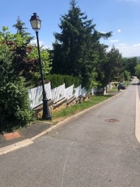 Terrain viabilisé de 13 ares idéalement situé hors lotissement  dans le quartier résidentiel de THIONVILLE GUENTRANGE.