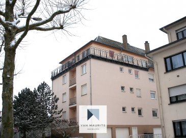 Idéalement situé à Bonnevoie, à proximité immédiate de toutes les commodités, ce studio se trouve au 4ème étage d'une petite résidence bien entretenue avec ascenseur. Il offre une surface totale ± 26 m², dont ± 22 m² habitables.

L'appartement se compose comme suit :

Un hall dessert l'espace de vie, comprenant une cuisine ouverte, équipée et aménagée de ± 3 m², une chambre spacieuse et lumineuse de ± 15,5 m², donnant accès à la terrasse offrant une vue dégagée sans vis-à-vis, ainsi qu'une salle de bains de ± 3 m² équipée d'une douche, d'un lavabo et de WC.

Au sous-sol de la résidence, une cave privative de ± 4 m², une buanderie commune ainsi qu'un local à vélos complètent le bien.

Généralités :

- Localisation idéale
- Proche du centre-ville
- Vendu entièrement meublé
- Chaudière au gaz ? chauffage par radiateurs
- Interphone
- Double vitrage sur châssis PVC
- Connexion fibre optique
- Plomberie neuve
- Cuisine neuve
- Toiture rénovée
- Façade repeinte
- Écoles, crèches, parcs, aires de jeux, restaurants et commerces à proximité immédiate
- Desservi par les transports en commun

Personne responsable du bien :

Yuliana Dimitrova  
Tel : +352661 50 27 19  
email : yuliana@vanmaurits.lu
