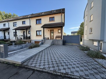 A VENDRE

Sublime maison libre de 3 côtés, située à Schifflange.

Rez-de-chaussée :
- Hall d'entrée
- Spacieux salon avec accès à la terrasse
- Cuisine équipée avec accès à la terrasse 
- WC séparé

Premier étage :
- Hall de nuit
- 3 chambres à coucher 
- Salle de douche

Combles amenage en salle de jeux de +/- 50m2 surface sol.

Sous-sol:
- Garage pour 3 voitures 
- Buanderie 

Parking :
- Garage fermé pour 3 voitures
- Espace devant la maison pour 2 voitures

Atouts de cette maison :
- Terrasse: +- 26m2
- Jardin
- Double vitrage
- Chauffage au gaz

Environnement calme, à proximité de toutes les commodités.

Nous vous invitons à contacter:
Moura Jemp
Tèl: +352621216646

Les surfaces et dimensions sont données à titre indicatif.