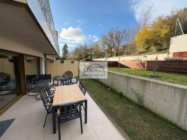 CIMOLUX vous propose ce magnifique appartement 2 chambres situé au rez-de-jardin d'une résidence moderne.

D'une surface habitable d'environ 73,06 m², ce bien se compose comme suit :
    ?    Un hall d'entrée spacieux
    ?    Un lumineux séjour avec cuisine ouverte d'environ 34,07 m², offrant un bel espace de vie convivial
    ?    Deux chambres à coucher de 11,58 m² et 10,50 m²
    ?    Une salle de douche avec WC et emplacement pour buanderie
    ?    Un débarras pratique pour le rangement

Le séjour donne accès à une agréable terrasse d'environ 24 m², idéale pour profiter des beaux jours et créer un espace extérieur convivial.

Grâce à ses grandes baies vitrées, l'espace de vie bénéficie d'une belle luminosité naturelle et d'un accès direct à l'extérieur.

Au sous-sol, le bien dispose également de :
    ?    Une cave privative
    ?    Un emplacement de parking intérieur

Cet appartement combine confort, fonctionnalité et luminosité, idéal pour un couple, une petite famille ou un investissement.

???? Situation agréable avec un accès facile aux commodités.

Disponibilité : à convenir

Pour plus d'informations ou pour organiser une visite, n'hésitez pas à contacter l'agence CIMOLUX.

Pour plus de photos veuillez visiter notre page www.Cimolux.lu

Pour plus d'informations veuillez contacter l'agence au près du +352 621 715 066

Pour l'obtention de votre crédit, notre relation avec nos partenaires financiers vous permettront d'avoir les meilleurs conditions.