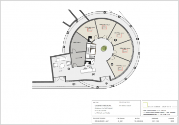 Situé au 9, Pl. des Sacrifiés 1940-1945, cet espace au rez-de-chaussée bénéficie d'un emplacement stratégique au cœur d'un quartier dynamique. Implanté en face de la piscine municipale et d'un parking public, il profite d'une excellente visibilité grâce à ses larges vitrines toute hauteur et à sa situation sur un axe routier très fréquenté, offrant une connexion directe et rapide avec Belval et les principaux pôles de la région.

Le bien se trouve à proximité immédiate de l'hôpital, ainsi que de nombreuses écoles et crèches, générant une fréquentation régulière dans le quartier. La rue bénéficie également d'une forte affluence piétonne, renforcée par la présence d'un arrêt de bus à proximité. À cela s'ajoute un atout important pour les années à venir : la future station de tram à la place Benelux.

La surface totale est de 239 m², comprenant 191 m² au rez-de-chaussée et 48,5 m² au sous-sol, actuellement aménagé avec une cuisine et des sanitaires. Le local dispose de deux entrées avec portes coulissantes sécurisées, permettant un accès adapté aux personnes à mobilité réduite.

Grâce à sa configuration, son accessibilité et son environnement, ce bien se prête particulièrement bien à l'installation d'un cabinet médical, d'un centre médical ou paramédical, ou d'un pôle de santé pluridisciplinaire. La proximité directe de l'hôpital et des infrastructures publiques constitue un atout supplémentaire pour ce type d'activité. L'agencement intérieur, modulable et adaptable, permet la création aisée de salles de consultation, d'un espace d'accueil et de bureaux selon les besoins spécifiques.

Cet espace peut également convenir à des professions libérales telles que cabinets d'architectes, bureaux de conseil ou agences spécialisées.

Un bail en cours est valable jusqu'en 2027, avec renouvellement automatique tous les trois ans. L'enseigne actuellement en place bénéficie d'une activité stable et bien implantée.

Un fonds de réserve destiné aux rénovations est géré par la copropriété, certains frais restant exclus pour l'acquéreur.

Agent responsable : Lydia Indjova
Tél : +352 661 331 628
E-mail : lydia@vanmaurits.lu