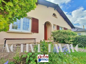 Maison Aumetz 5 pièce(s) 102 m2. AUMETZ - IDÉAL FRONTALIERS !
NOUVEAUTÉ A NE PAS MANQUER!

A proximité de la frontière (Esch-Belval, Rumelange, Dudelange) ; devenez propriétaire sur la commune d'Aumetz profitant de tous les commerces de premières nécessités (boulangerie, supermarché, pharmacie, banque, ...), des écoles (maternelle, primaire, collège, lycée) mais aussi d'une facilité de déplacement avec l'A30 et des transports en commun, vous assurant un cadre de vie agréable et confortable.

Vous serez séduit par cette jolie maison individuelle des années 70 de 102m² de plain-pied, sur sous-sol complet bâtie sur un terrain de 8.30 ares, dans une rue calme avec facilité de stationnement.

En plain-pied, vous apprécierez le spacieux salon-séjour traversant de plus de 30m² équipée d'une cheminée à bois avec insert et communiquant avec la cuisine de 9m² pouvant être ouverte sur la pièce de vie ; l'entrée dégagée avec un cagibi, les 3 chambres (9,60m², 10,40m² et 13,70m²) ainsi que la salle d'eau avec cabine de douche récente et wc séparé.

En complément, bénéficiez d'un sous-sol complet, parfait pour vos besoins de rangement, stockage, bricolage, ... avec plusieurs pièces faisant actuellement office d'atelier, de bureau, de cellier-cave à vin, d'une buanderie (avec coin douche et wc indépendant) donnant accès au jardin ainsi qu'un grand garage de 8m de profondeur.

Le jardin arrière de prés de 390m² exposé plein ouest, plat et arboré, agrémenté de jolies fleurs et d'un magnifique cerisier vous offre plein de possibilités selon vos envies et besoins (il est notamment piscinable).
A l'avant de la maison vous disposez également d'un beau jardin, la maison étant en retrait de la route.

La maison est très bien entretenue, néanmoins des travaux de rafraîchissement esthétique et de rénovation technique (électricité) et énergétique sont à envisager, pour cela un audit à été réalisé (à envisager : isolation des murs et-ou du plafond au sous-sol / changement du système de chauffage)

Dalles béton
Chauffage Electrique
Porte Entrée + Service + Double vitrage PVC récents
Système d'Alarme
Volets battant bois motorisés + Volets pvc roulant
Porte de garage motorisée

DPE réalisé le 12/05/2025 : logement classé G pour 530 kwh/m²/an ainsi que C pour les émissions de gaz à effet de serre pour 17 kg co²/m²/an.
Montant estimé des dépenses annuelles d'énergie pour un usage standard : entre 3 540€ et 4 860€ par an. Prix moyens des énergies indexés sur l'année 2021, 2022, 2023 (abonnements compris)
Les informations sur les risques auxquels ce bien est exposé sont disponibles sur le site Géorisques : www.georisques.gouv.fr ».

A VISITER SANS TARDER ! 
Frais d'agence à charge vendeur
Votre conseiller Immobilier : Marie PETITFRERE : 06 95 67 68 76